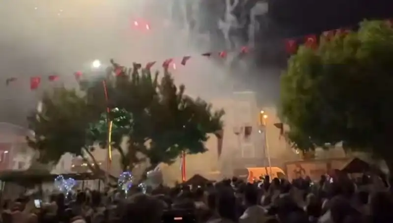 Havai Fişek Gösterisi Sonrasında Hastanelik Olanlar Hayatlarını Kaybetmedi