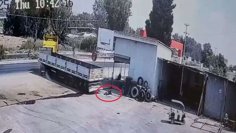 16 Yaşındaki Çocuk İşçiye Korkunç Kaza: TIR’ın Altında Can Verdi