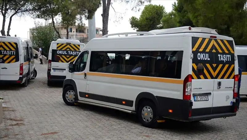 Okul Servis Şoförüne Cinsel İstismar İddiası: Adalet Arayışı Başladı