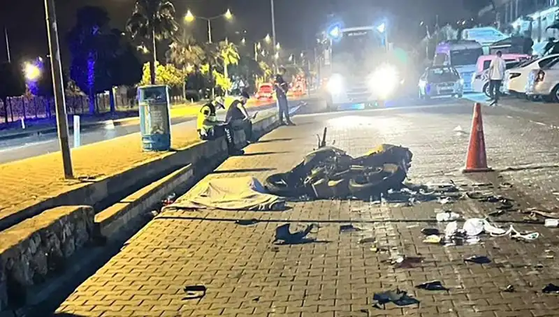 Alanya'da Motosiklet Kazası: Genç Yetenek Hayatını Kaybetti