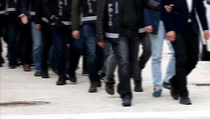 Sosyal Medyada 'Balkız' Tuzağı: Kadın Profiliyle Gasp Olayları Artıyor