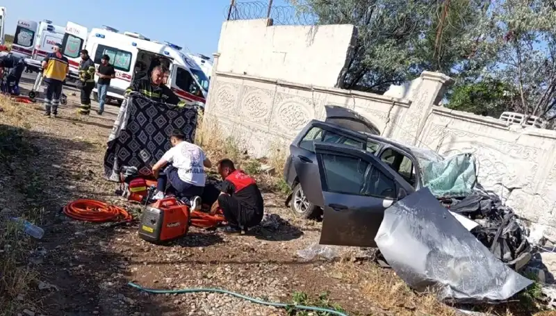 Lastikteki Sorun Facia Getirdi: 1 Ölü, 6 Yaralı