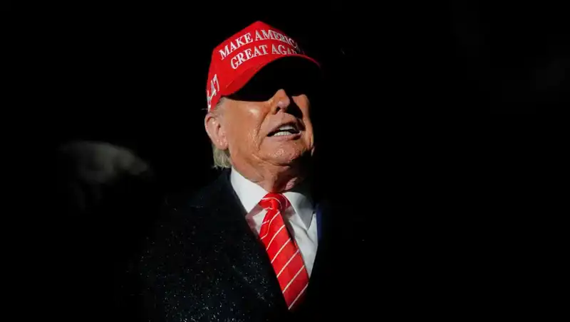 Yüksek Mahkemenin Trump’a Verdiği Yetki, Göçmenlerin Yasal Statüsünü Sarsacak