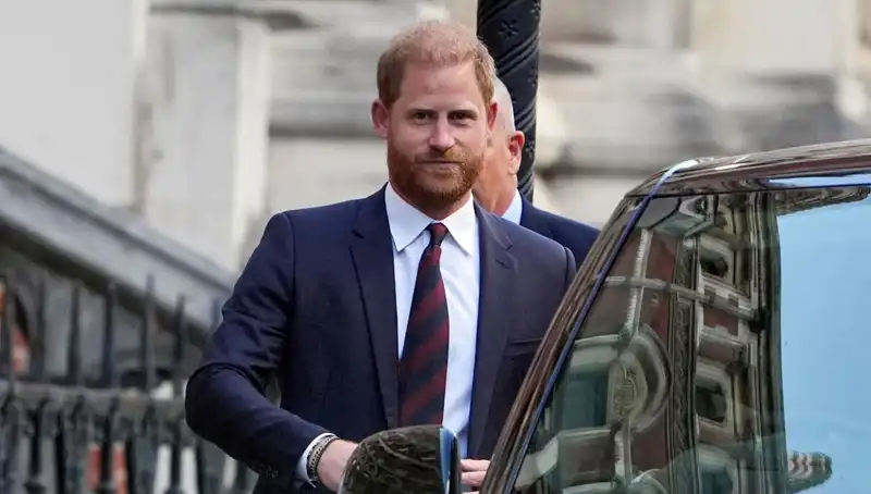 Prens Harry, Ailesiyle Barışma Arzusunu Açıkladı