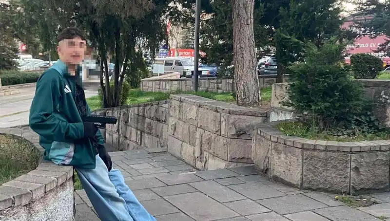 Yol Verme Kavgası Başını Ağrıtacak: Üç Kardeş ve Baba Cezaevinde