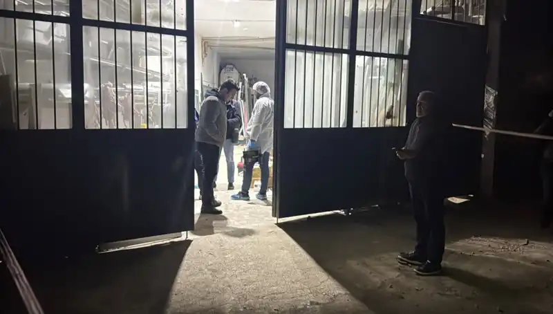 İş Yerinde Yaşanan Korkunç Cinayet: Battaniyeyle Sakladılar!