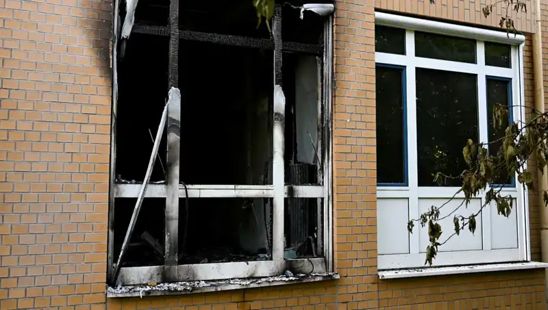 Almanya'da Hastanede Korkunç Yangın: Üç Can Kaybı ve Acil Durumlar
