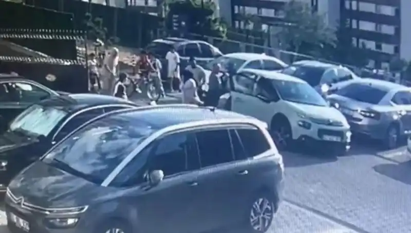 Eşini ve Yakınlarını Ezerek Kaçan Sürücü Gözaltına Alındı
