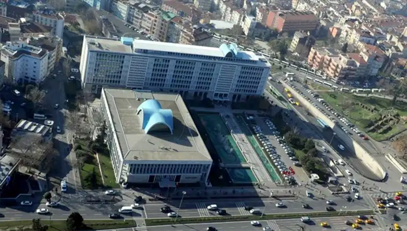 İBB Başkanlığı'na Vekalet Edecek İsim Kim Oldu? İşte Detaylar
