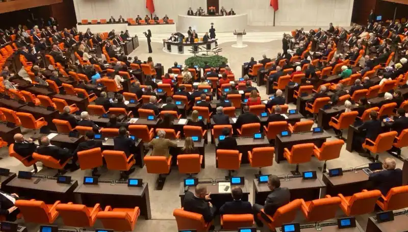 TBMM Komisyonları Süreçlerine Devam Ediyor: Yeni Kararlar Resmi Gazete'de Yayınlandı