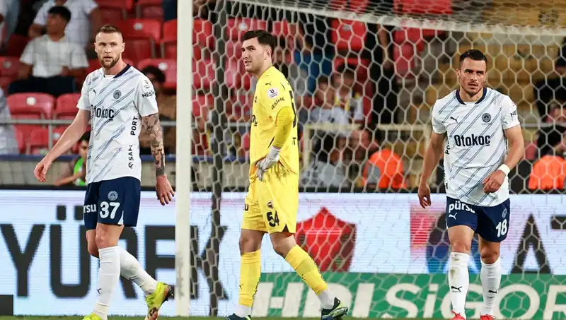 Fenerbahçe'nin Dramı: 27 Mayıs 2025 Maçında Beklenmedik Çöküş