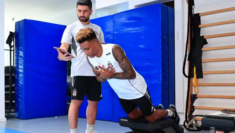 Beşiktaş'ta Sezon Öncesi Sağlık Kontrolleri: Futbolcular Form tutmak İçin Hazırlanıyor