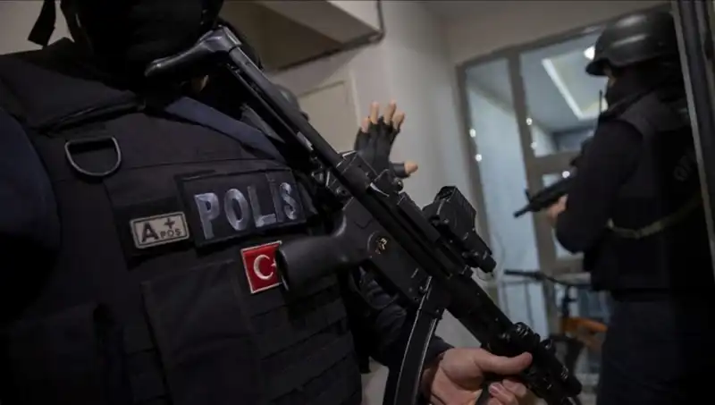 Türkiye Genelinde Uyuşturucu Operasyonu: 516 Şüpheli Tutuklandı!