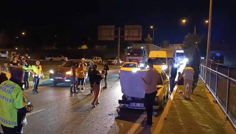 Otoyolda Kuralsız Geri Dönüş: Çocuklar Dâhil Dört Yaralı