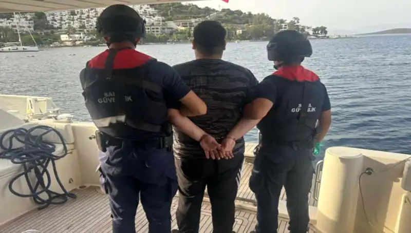 ** Cinayetten Aranan Casper Çetesi Üyesi Hızla Yakalandı! İlgili Detaylar Açıklanıyor