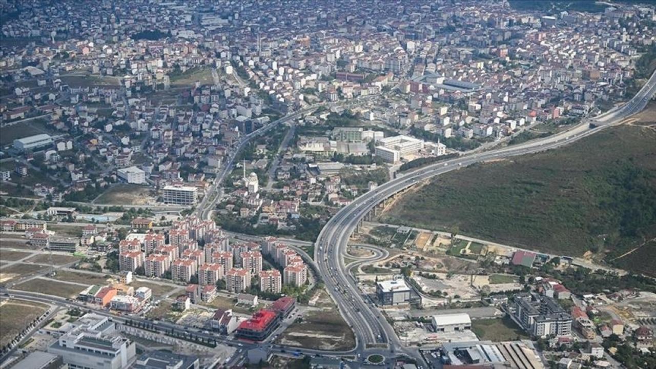 Esenyurt'un Nüfusu 57 Kenti Geride Bıraktı**

**